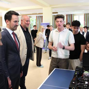 Bildungsminister