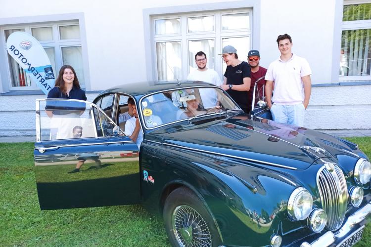 besuch jaguar club